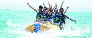 boracay banana boat